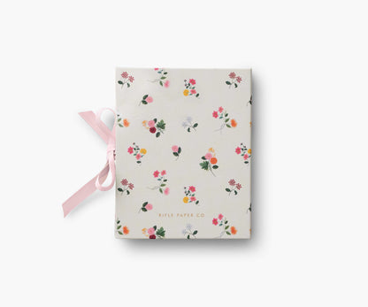 Passepartoutrahmen – „Ditsy Dahlia“-Muster