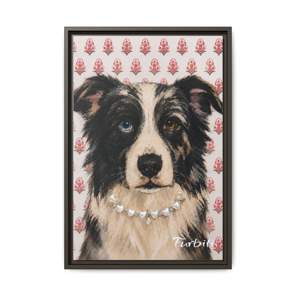 Rosa Hundeportrait mit Blumen