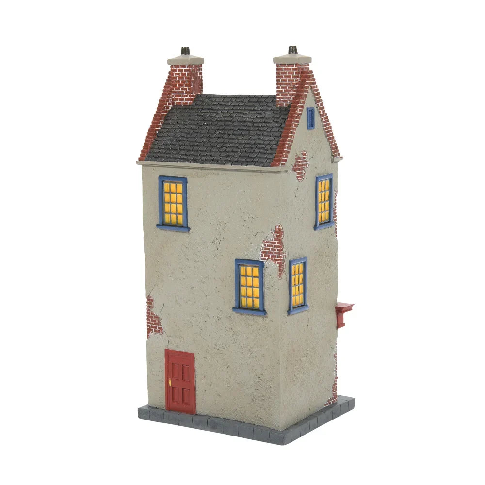 Enesco Harry Potter Illuminated Buildings Quality Quidditch Supplies (22cm)