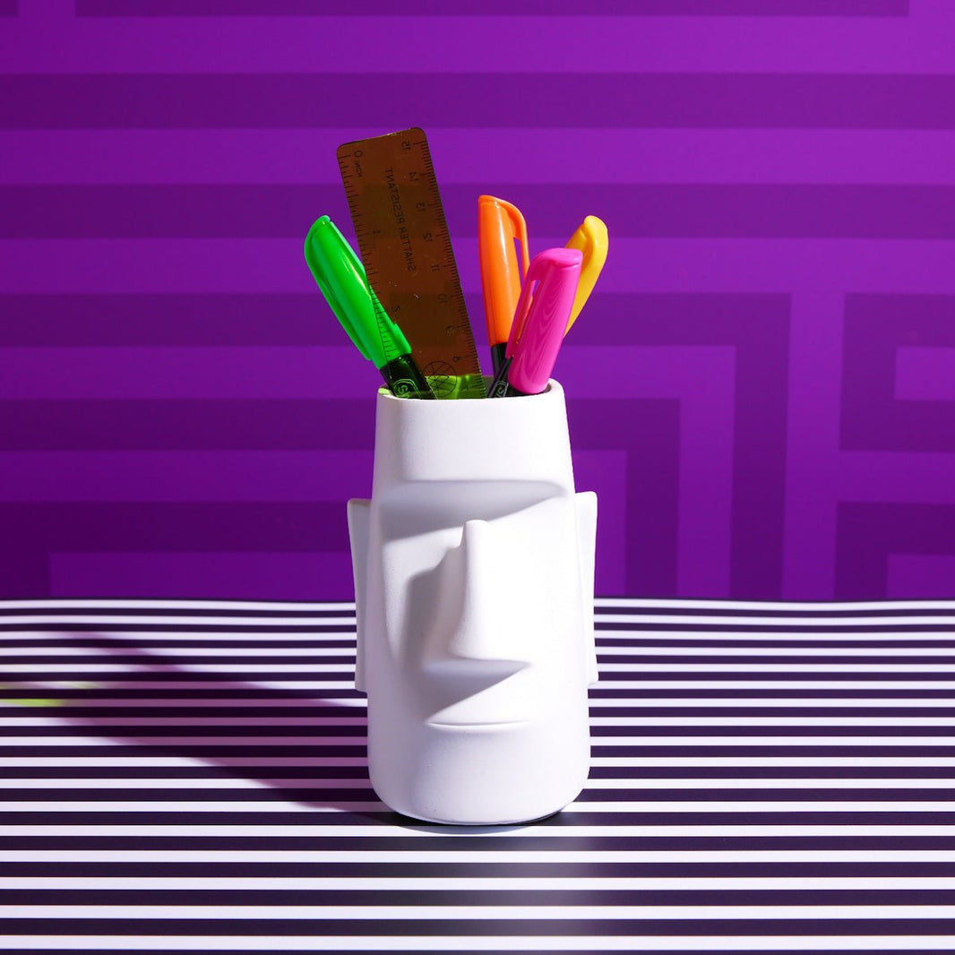 Moai Pen Pot